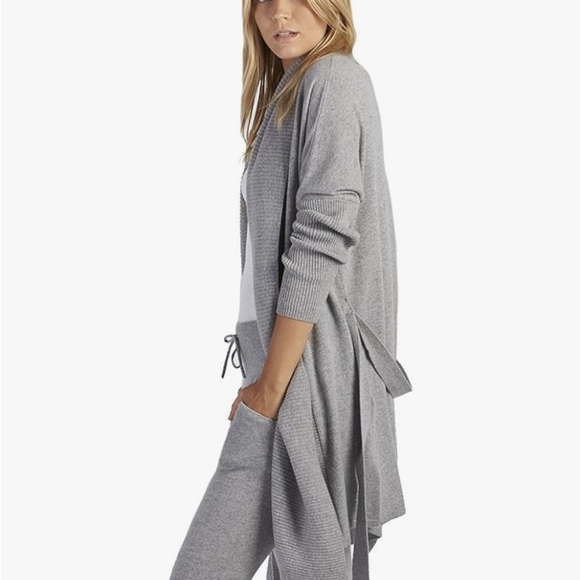 EUC Ugg Cheyenne Cashmere Robe - Picture 4 of 10